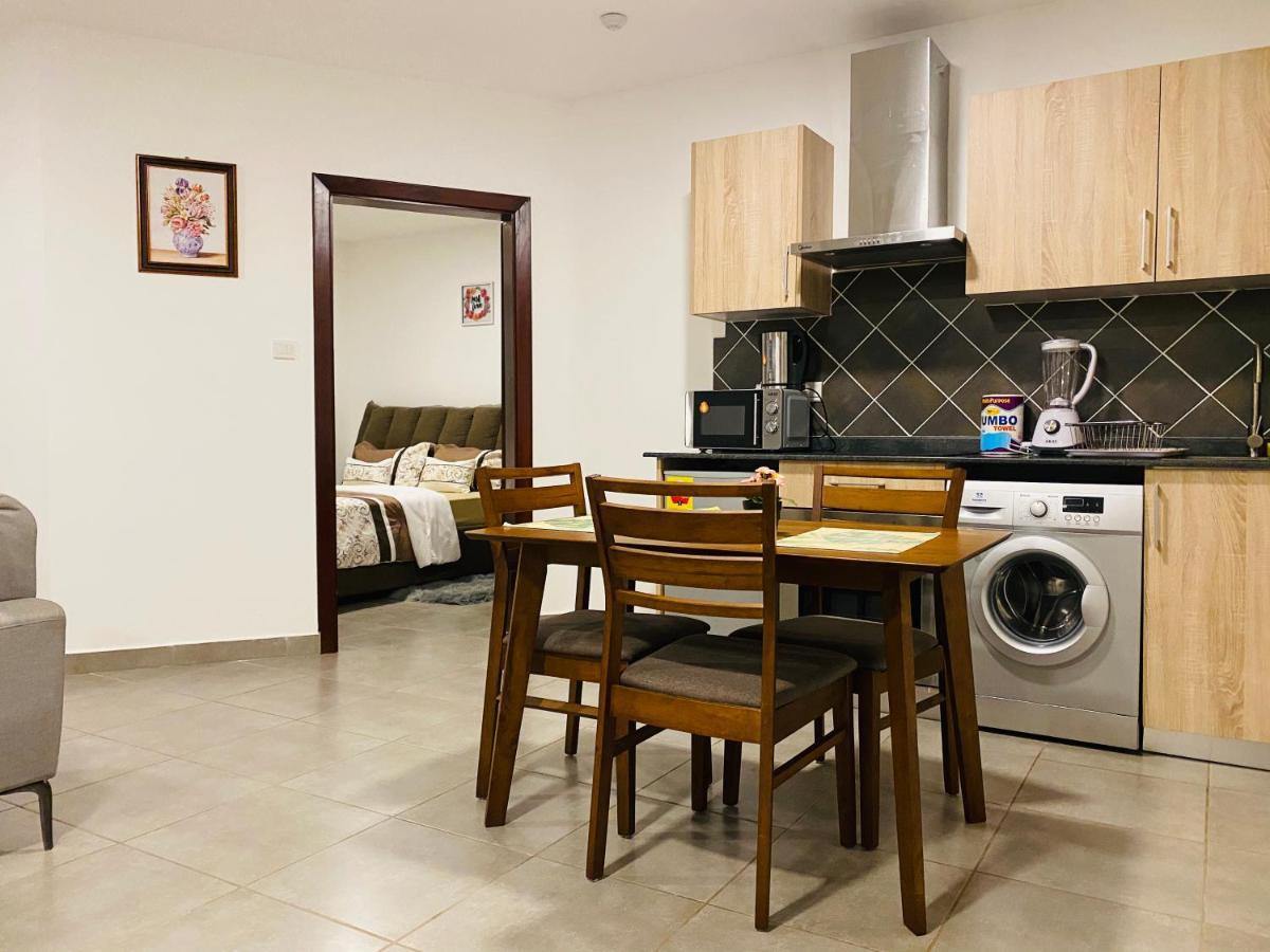 Oasis Park Residence East Legon Bagian luar foto