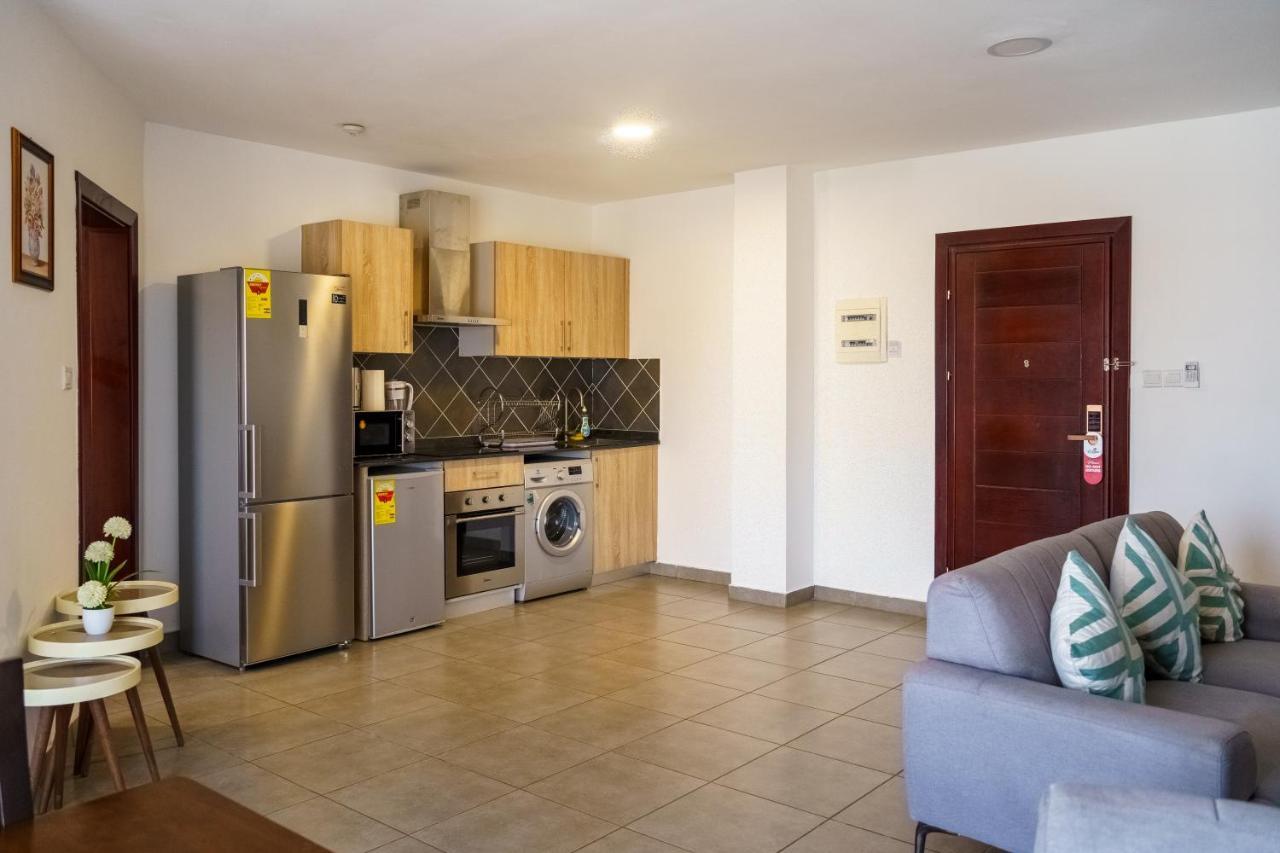 Oasis Park Residence East Legon Bagian luar foto
