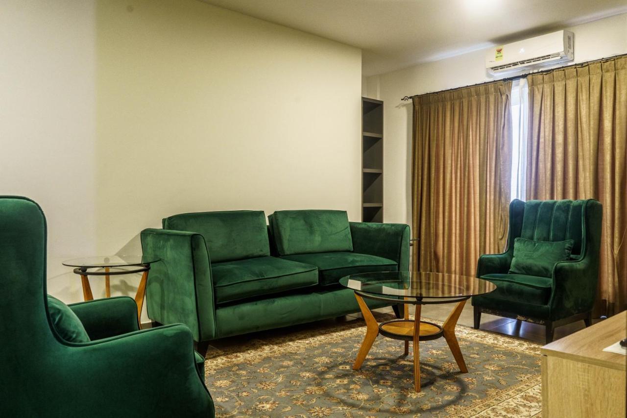 Oasis Park Residence East Legon Bagian luar foto