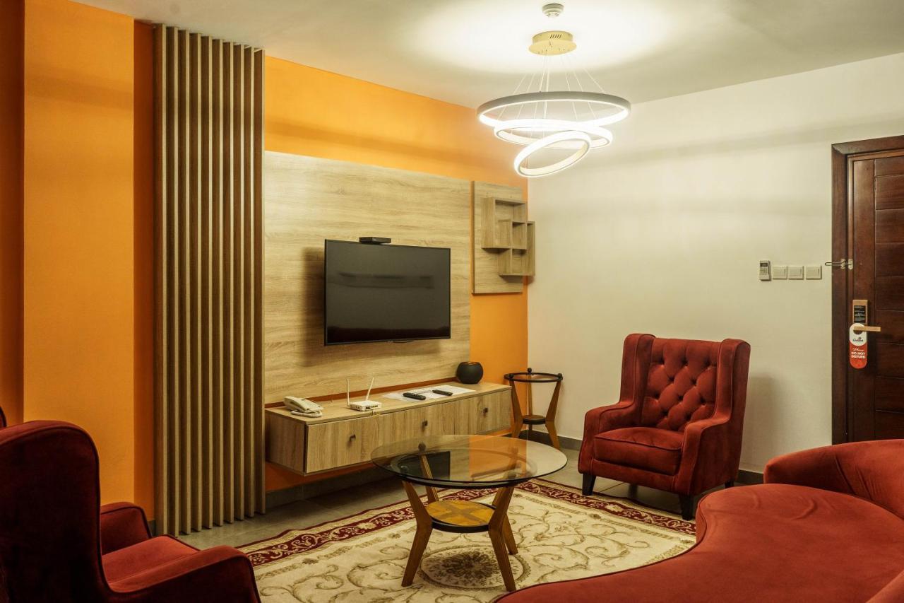 Oasis Park Residence East Legon Bagian luar foto
