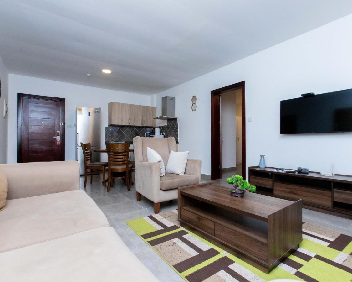 Oasis Park Residence East Legon Bagian luar foto